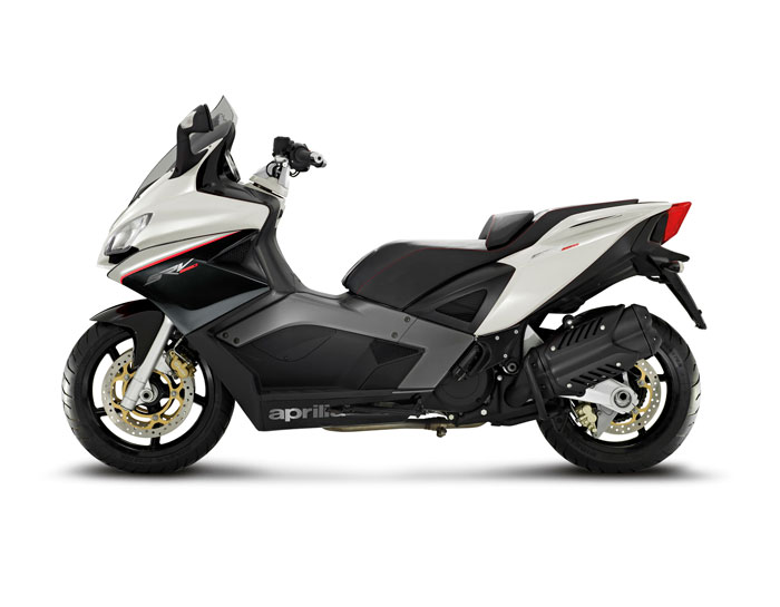 2012-Aprilia-SRV850a-small.jpg