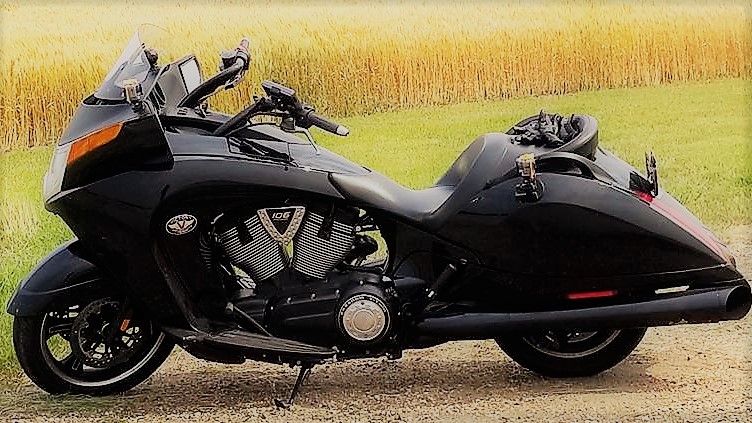 22405586_10155524366245781_8632477315831318965_n (2).jpg