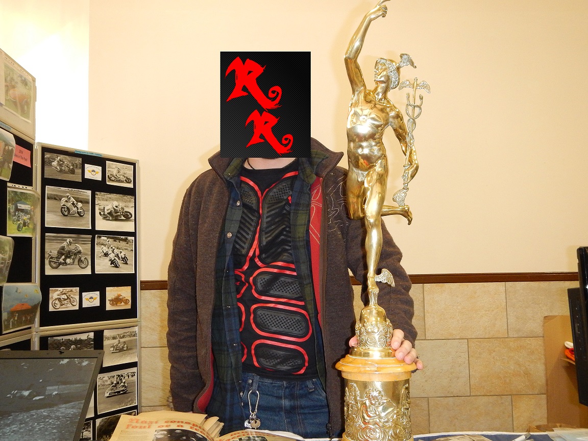 aaaa.jpg