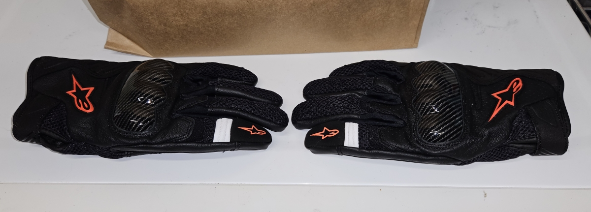 SMX Air 1 V2 gloves.jpg