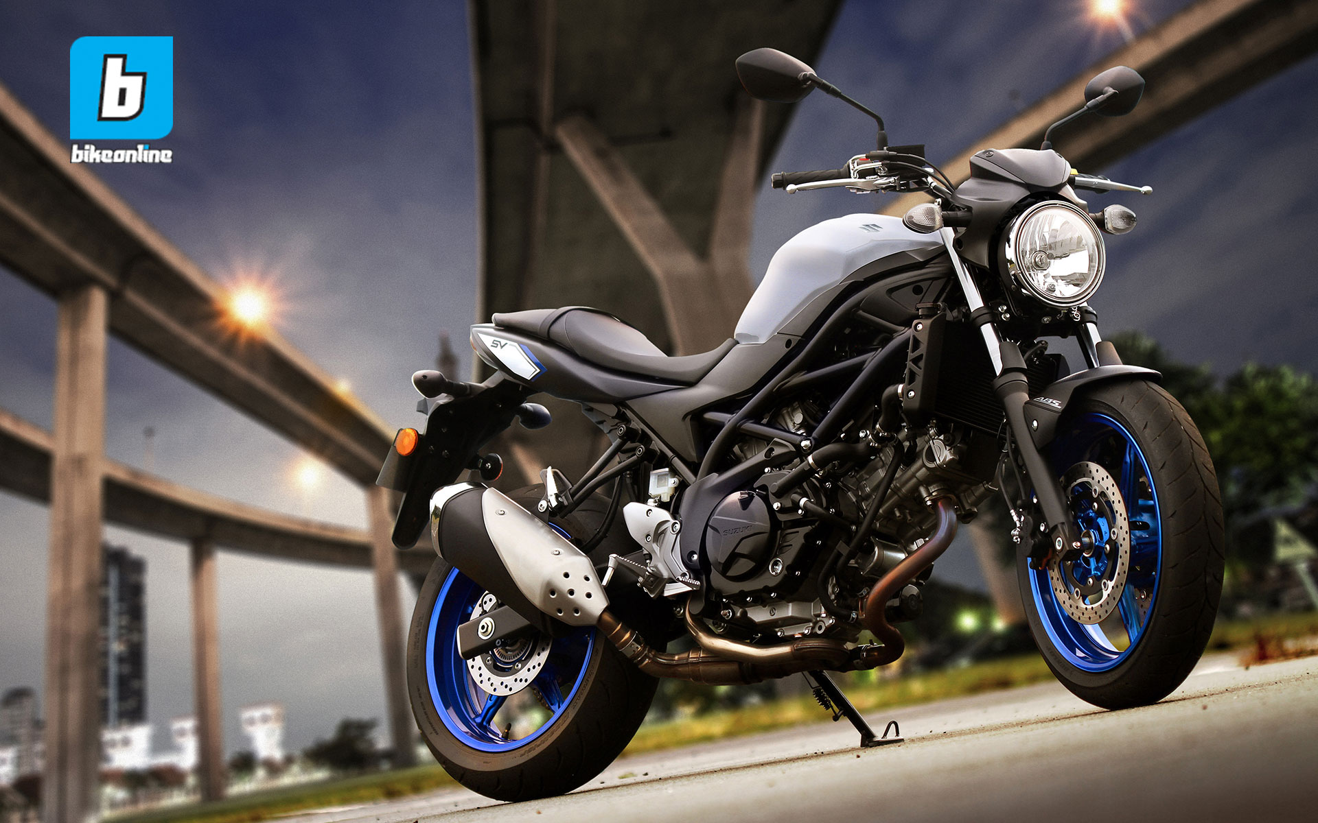 Suzuki-SV650-wallpaper.jpg